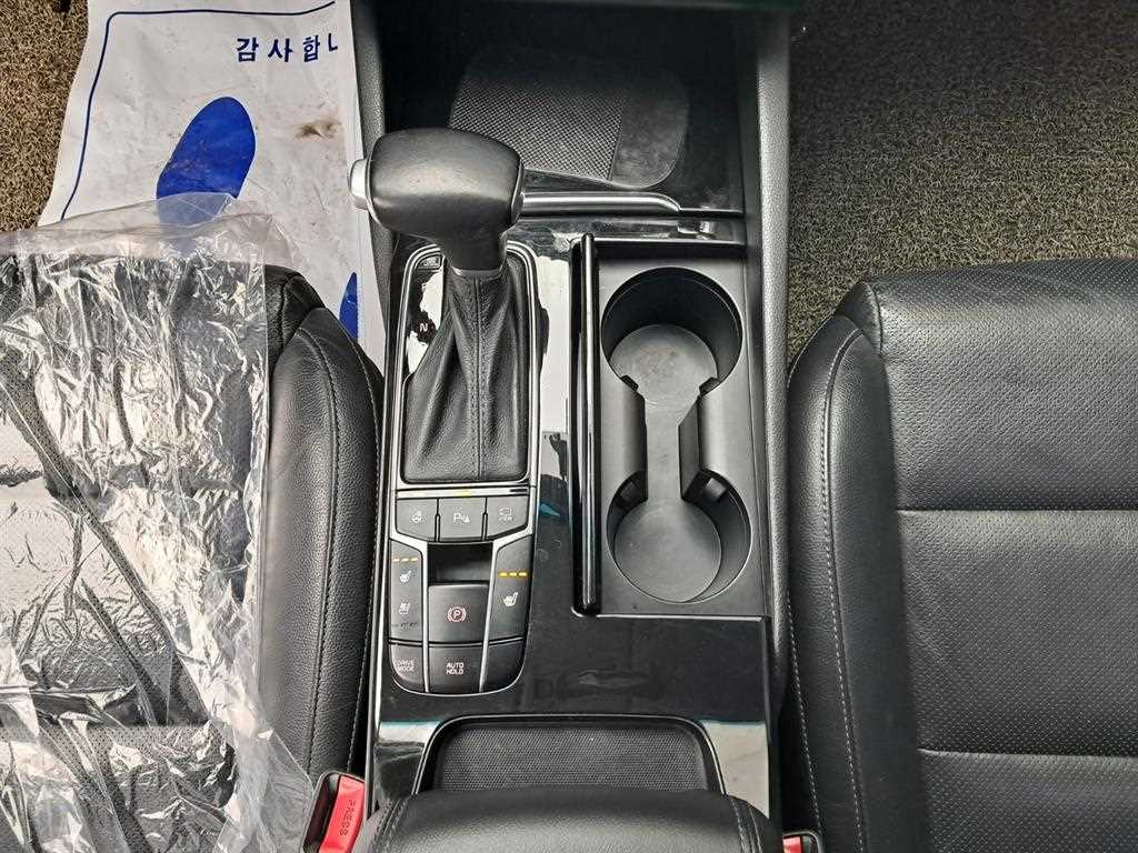 KIA K7 2018 Negro - Importación desde Corea - HF Imports Iquique - Foto 14