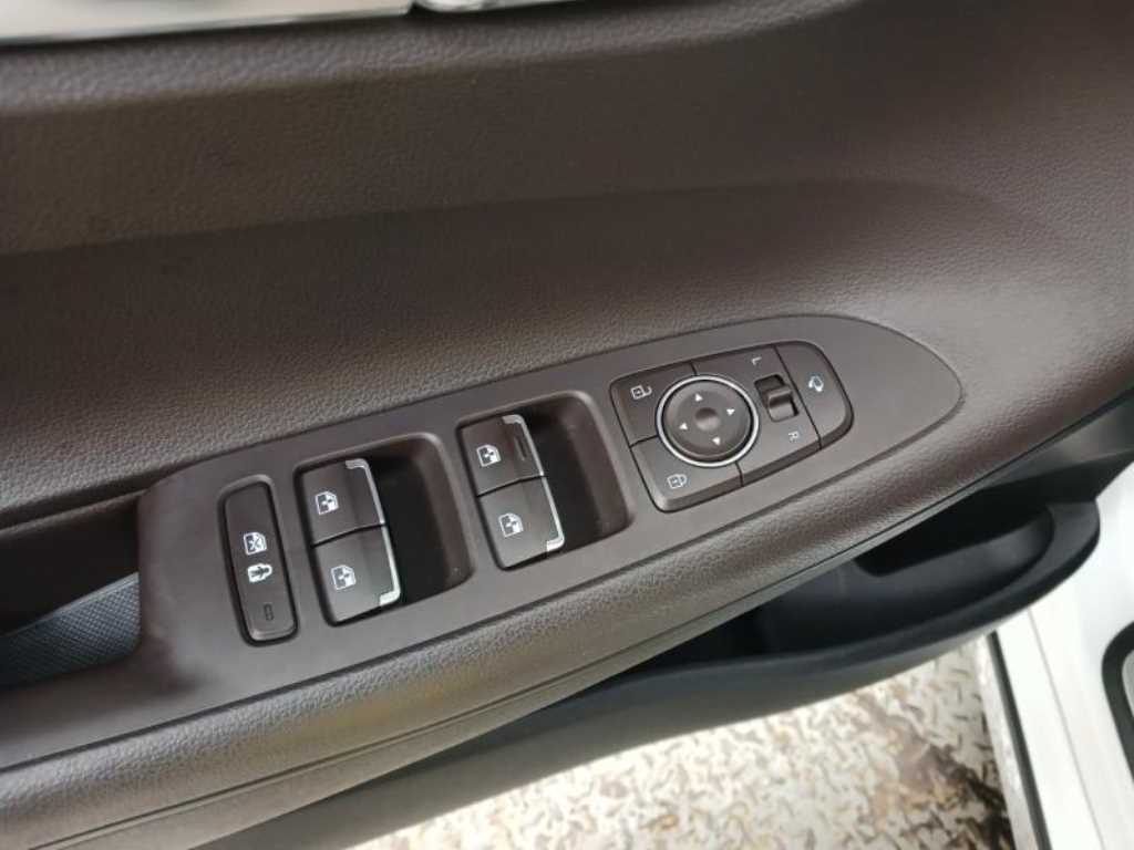 HYUNDAI Grandeur - Vista 8