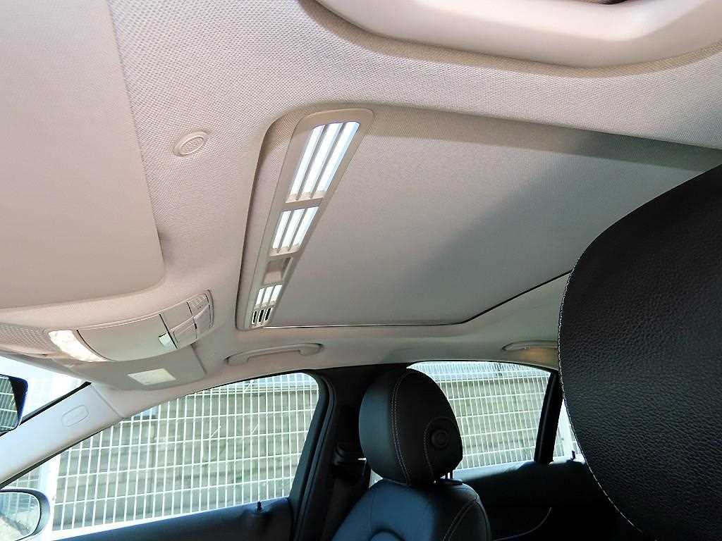 Mercedes Benz C Class 2021 Gris - Importación desde Corea - HF Imports Iquique - Foto 17