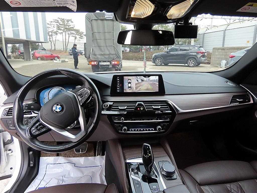 BMW 5 Series - Vista 7