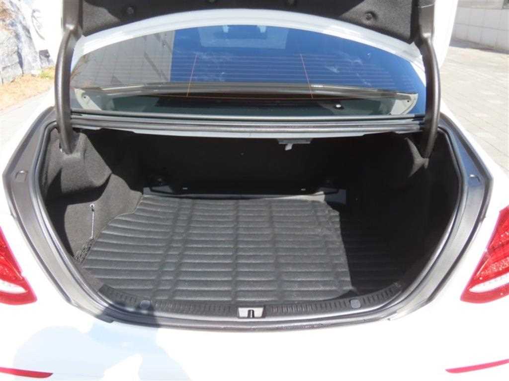 Mercedes Benz E class 2018 Blanco - Importación desde Corea - HF Imports Iquique - Foto 18