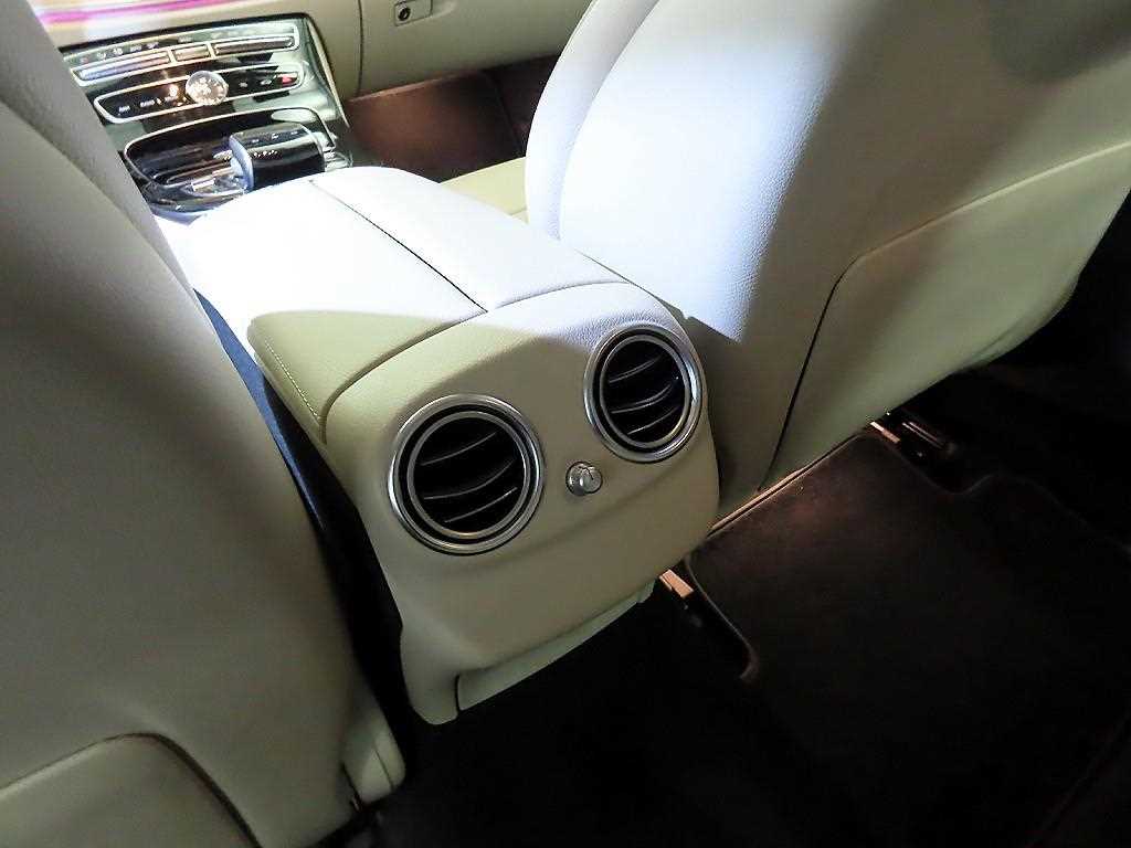 Mercedes Benz E class 2017 Blanco - Importación desde Corea - HF Imports Iquique - Foto 16