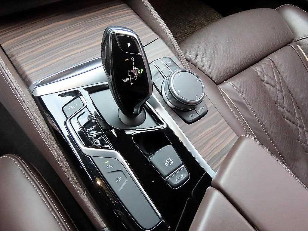 BMW 5 Series - Vista 11