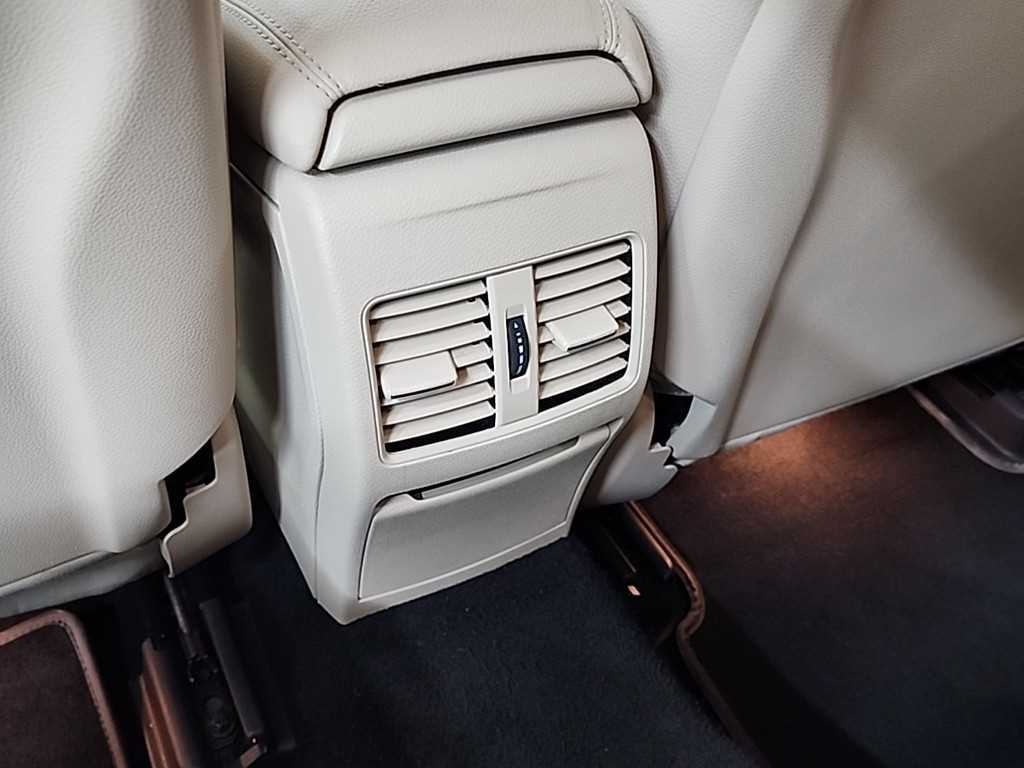 Mercedes Benz GLA Class 2019 Gris - Importación desde Corea - HF Imports Iquique - Foto 13