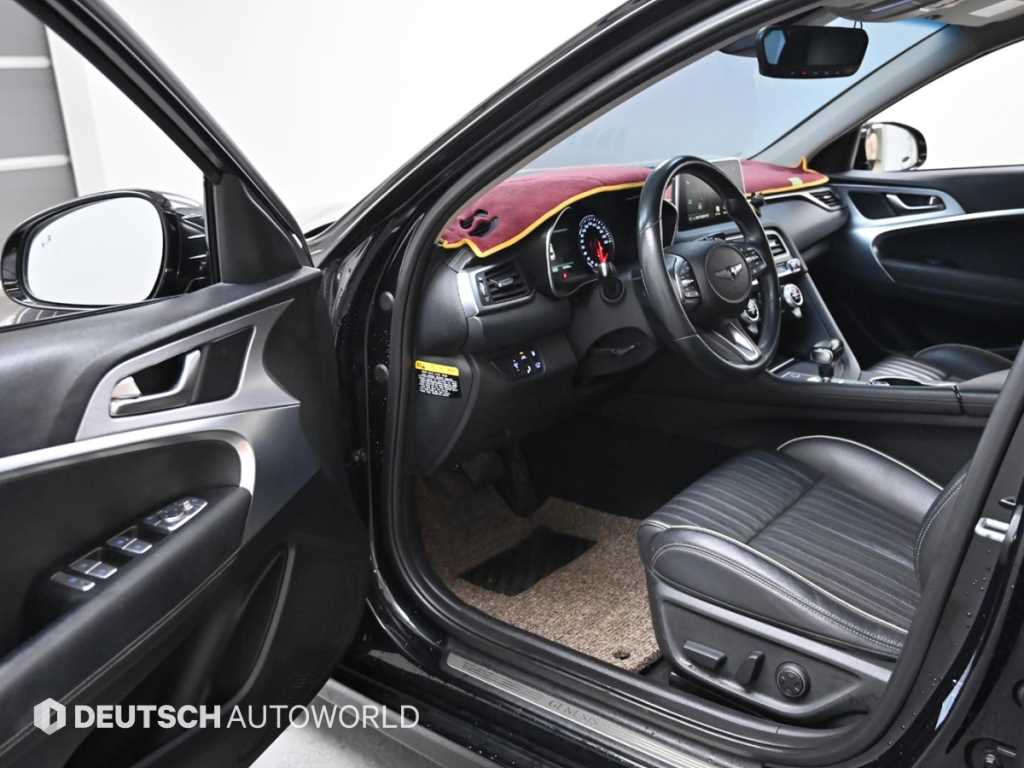 Genesis G70 - Vista 11