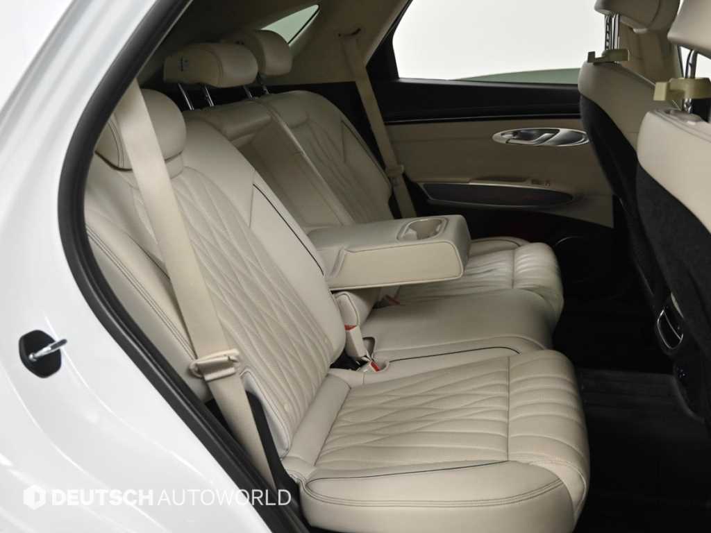 Genesis GV70 - Vista 12