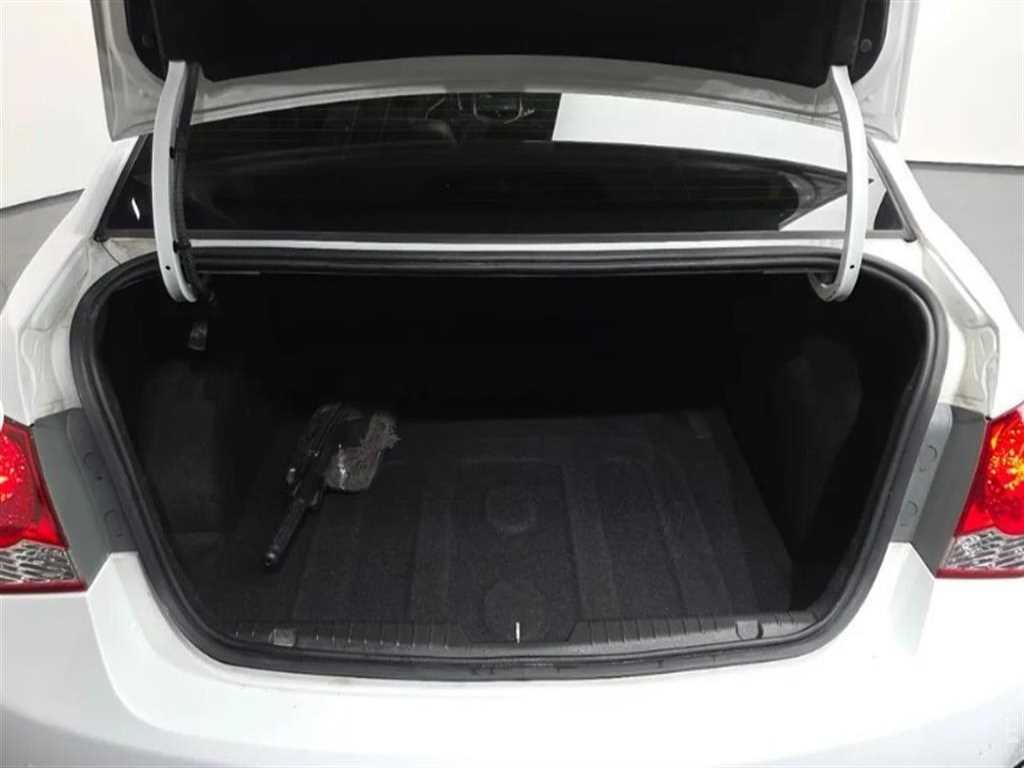 Chevrolet Cruise 2014 Blanco - Importación desde Corea - HF Imports Iquique - Foto 19