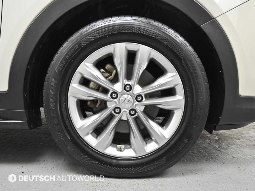 HYUNDAI Santa Fe - Vista 5