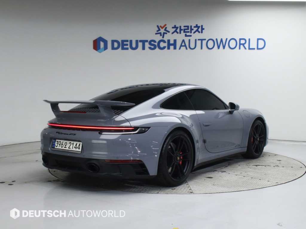 Porsche 911 - Vista 2