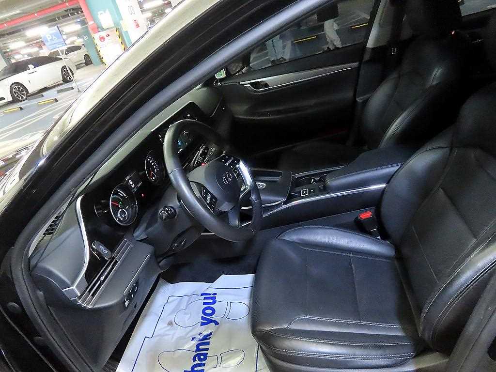 HYUNDAI Grandeur - Vista 6