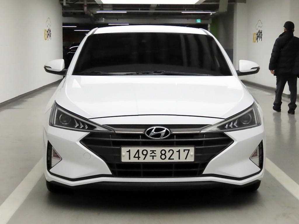 HYUNDAI Avante 2019 Blanco - Importación desde Corea - HF Imports Iquique - Foto 1