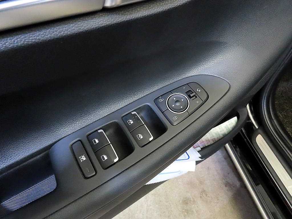 HYUNDAI Grandeur 2018 Negro - Importación desde Corea - HF Imports Iquique - Foto 13