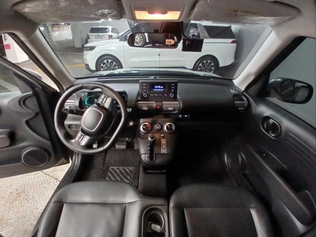 HYUNDAI Casper - Vista 6