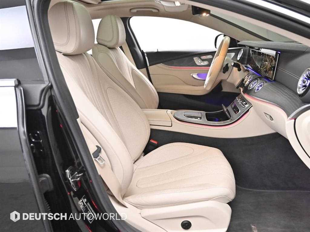 Mercedes Benz CLS Class - Vista 11