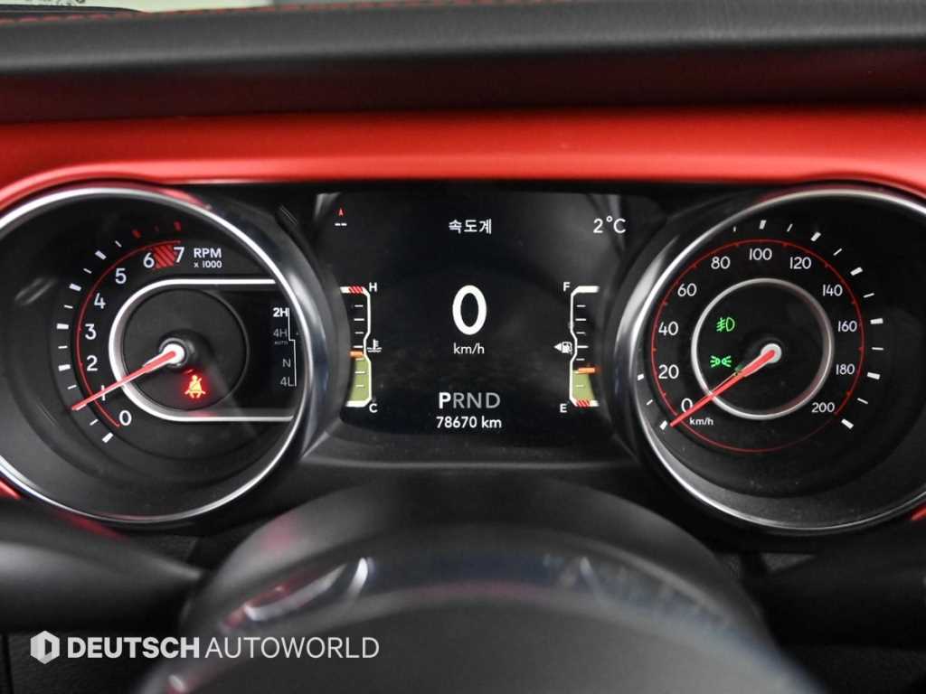 Jeep Wrangler - Vista 8