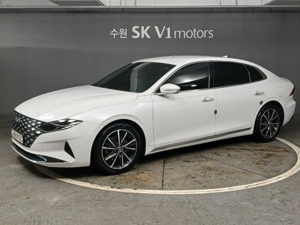 HYUNDAI Grandeur - Vista 3