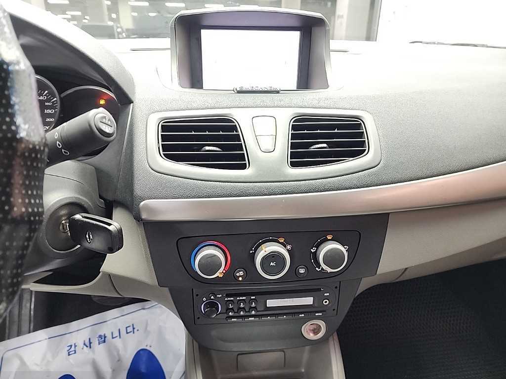 SAMSUNG SM3 - Vista 10