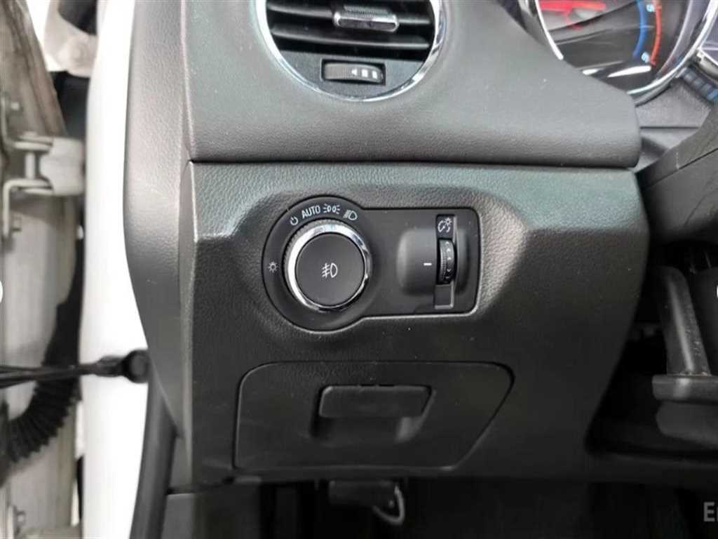 Chevrolet Cruise - Vista 12