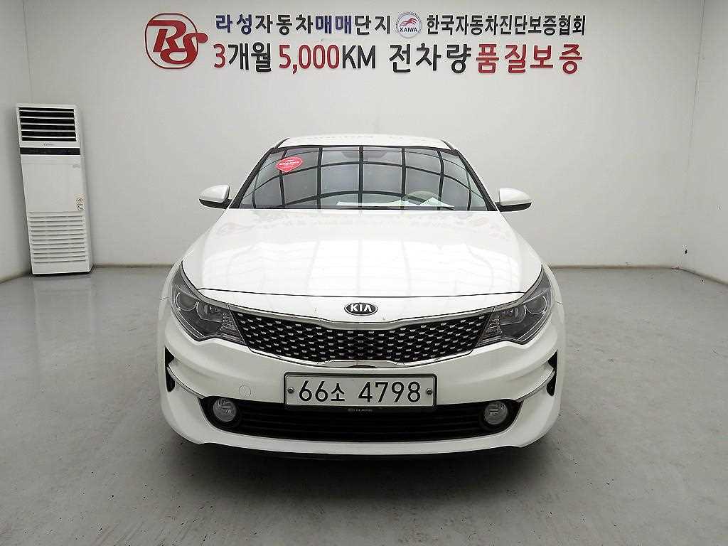 KIA K5 2017 Blanco - Importación desde Corea - HF Imports Iquique - Foto 1