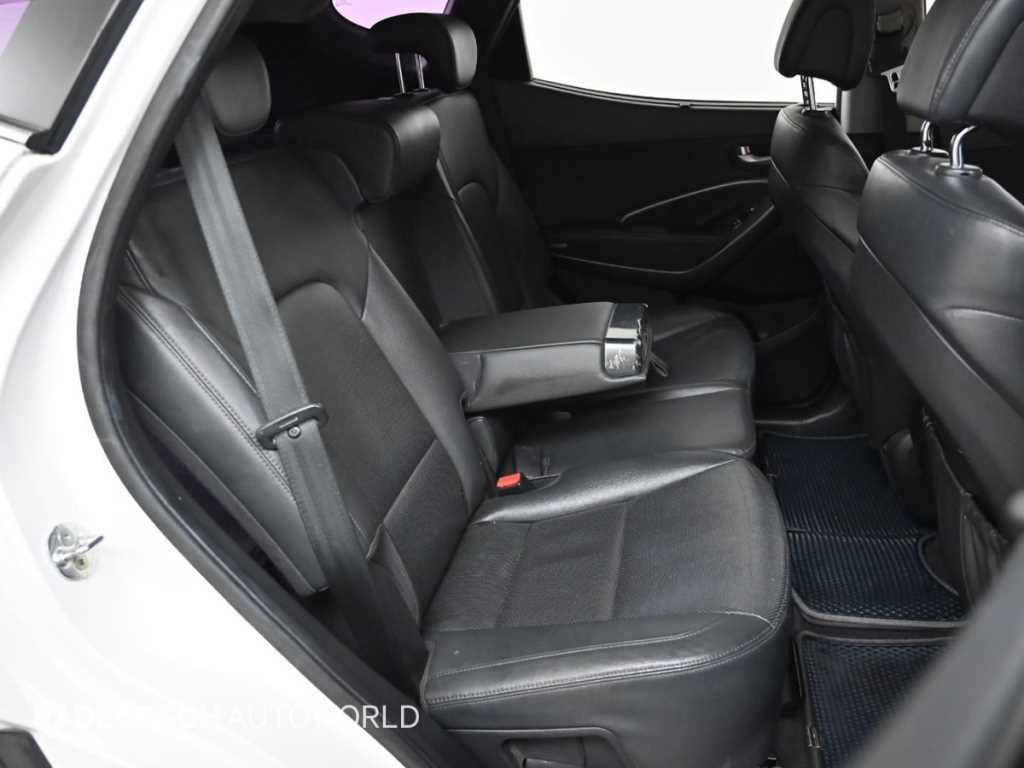 HYUNDAI Santa Fe - Vista 12