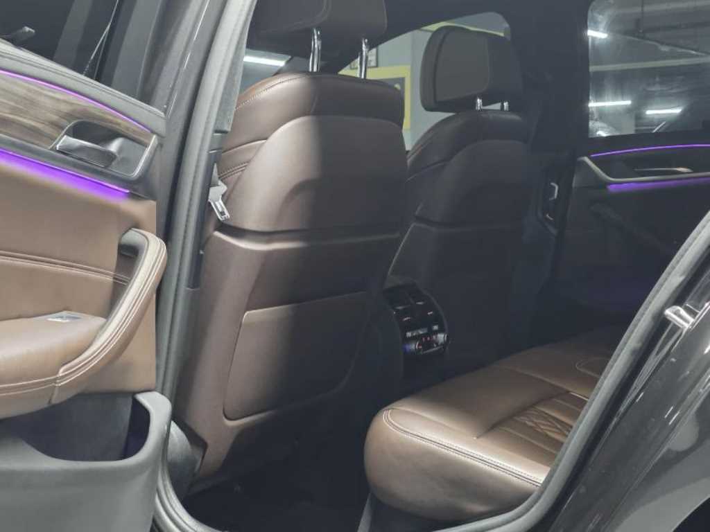 BMW 5 Series - Vista 6