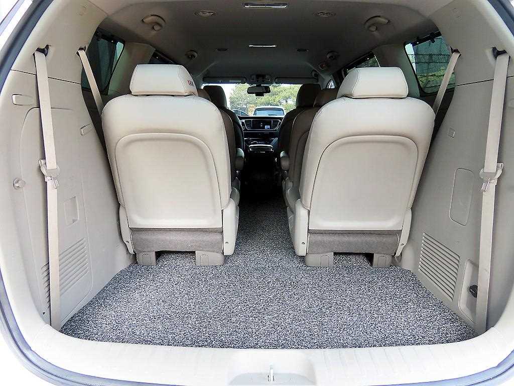 KIA Carnival 2015 Blanco - Importación desde Corea - HF Imports Iquique - Foto 17