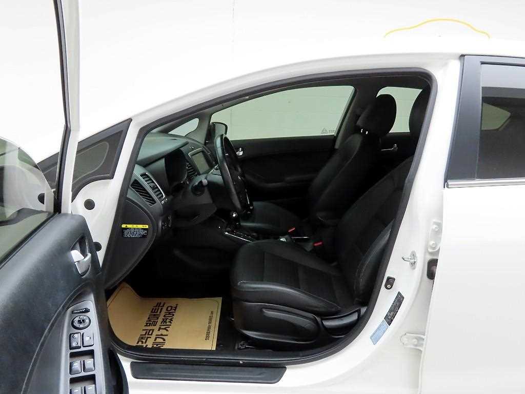 KIA K3 2018 - Importación desde Corea - HF Imports Iquique - Foto 14