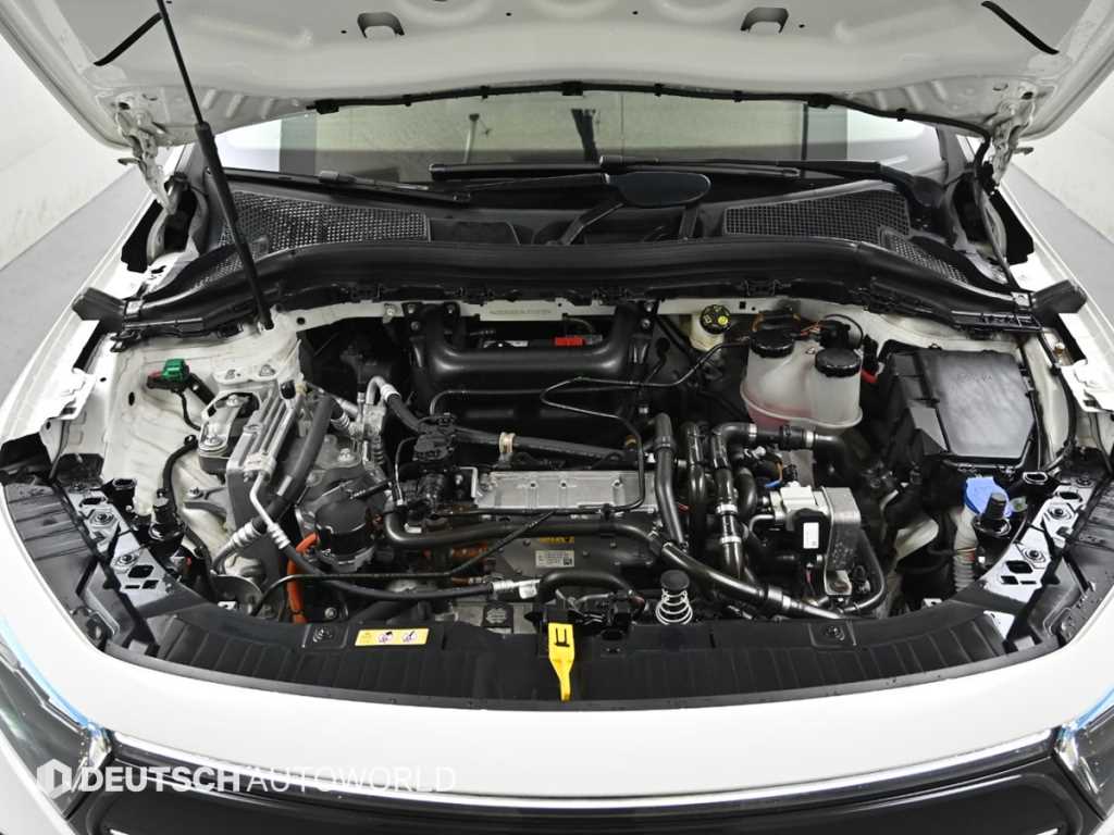 Mercedes Benz EQA - Vista 6