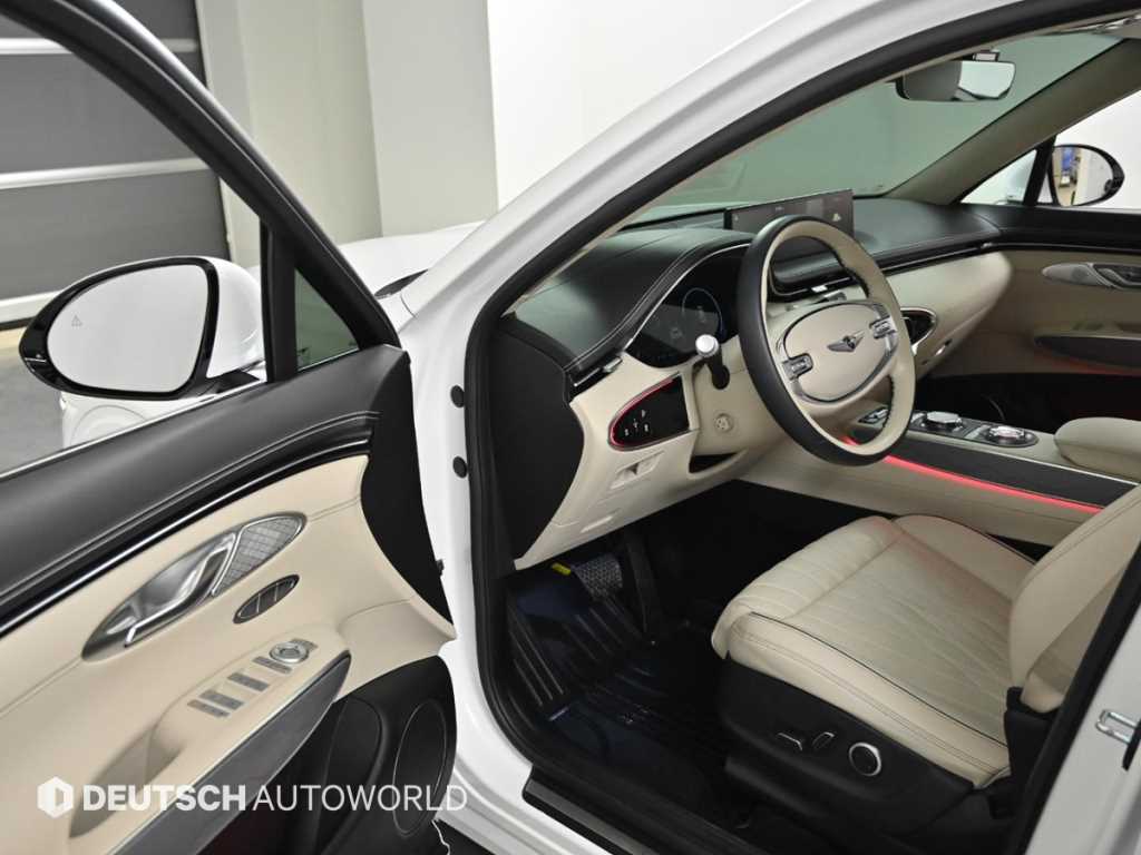 Genesis GV70 - Vista 11