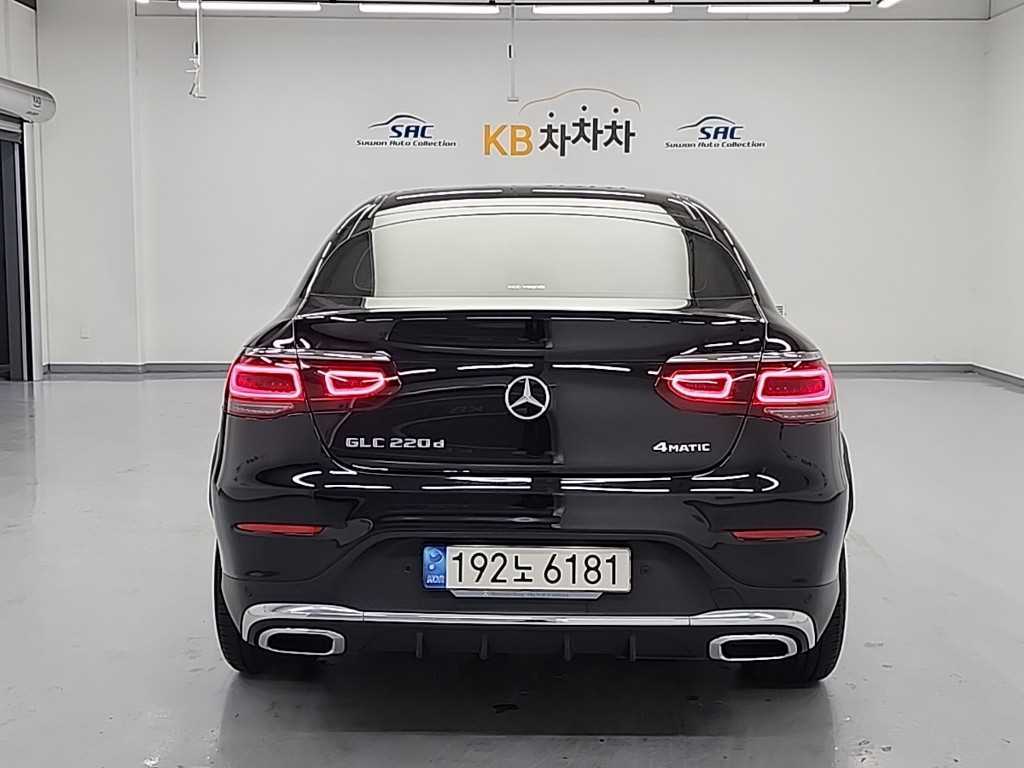 Mercedes Benz GLC Class - Vista 3