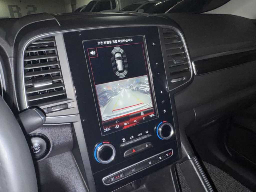 SAMSUNG QM6 - Vista 9