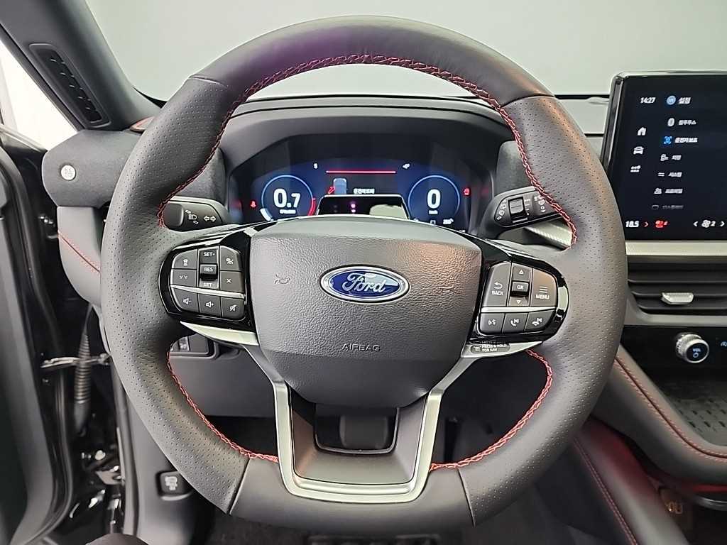 Ford Explorer - Vista 9