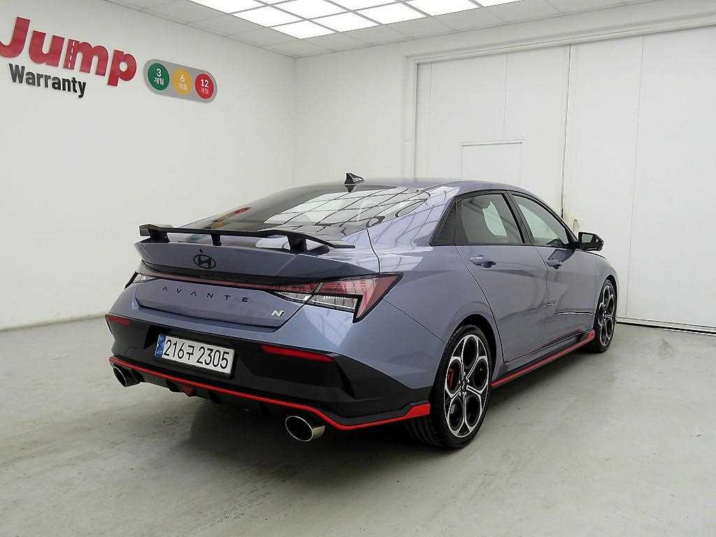 HYUNDAI Avante - Vista 4