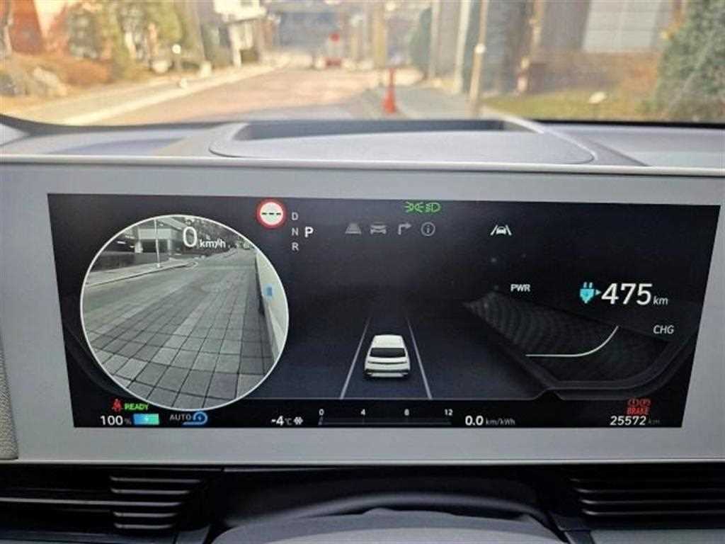 HYUNDAI Ioniq 5 - Vista 6