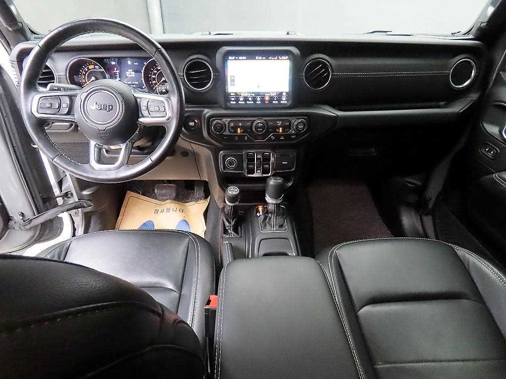 Jeep Wrangler - Vista 7