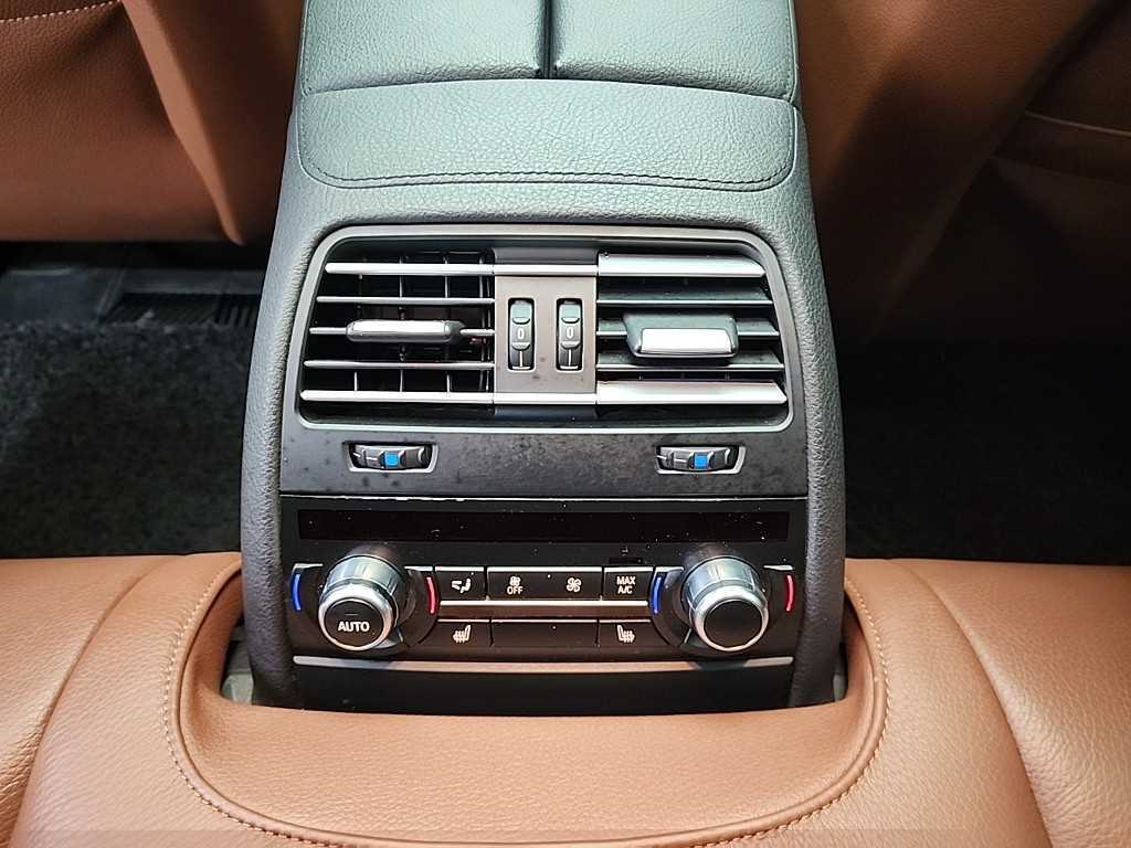 BMW 6 series 2016 Azul - Importación desde Corea - HF Imports Iquique - Foto 13