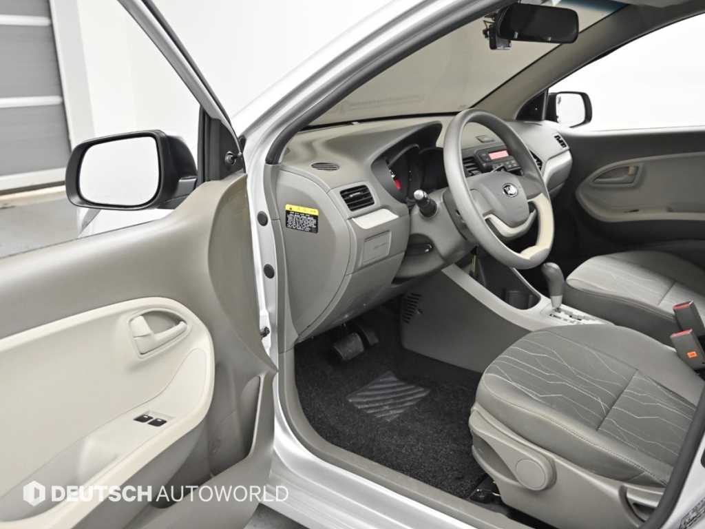 KIA Morning - Vista 11