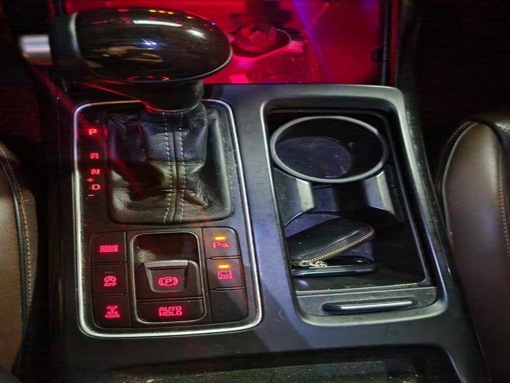 KIA Sorento - Vista 6