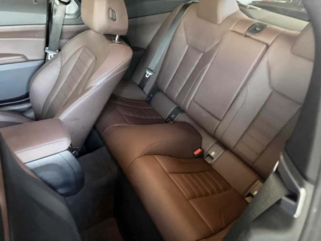 BMW 4 Series - Vista 9