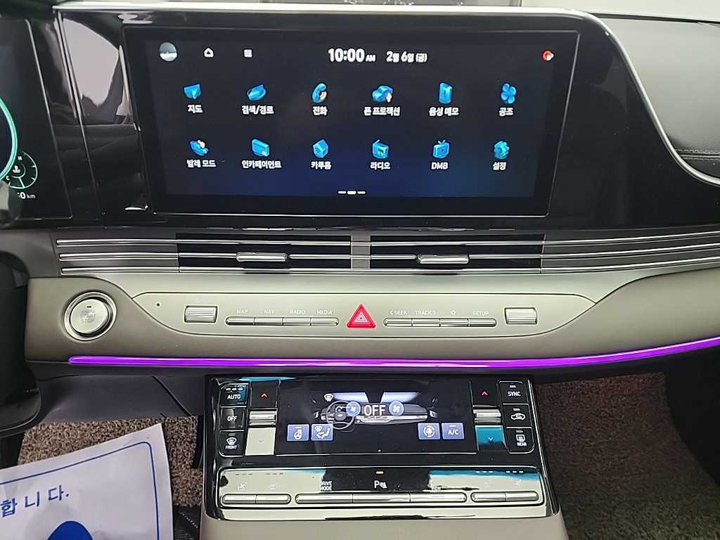 HYUNDAI Grandeur - Vista 10