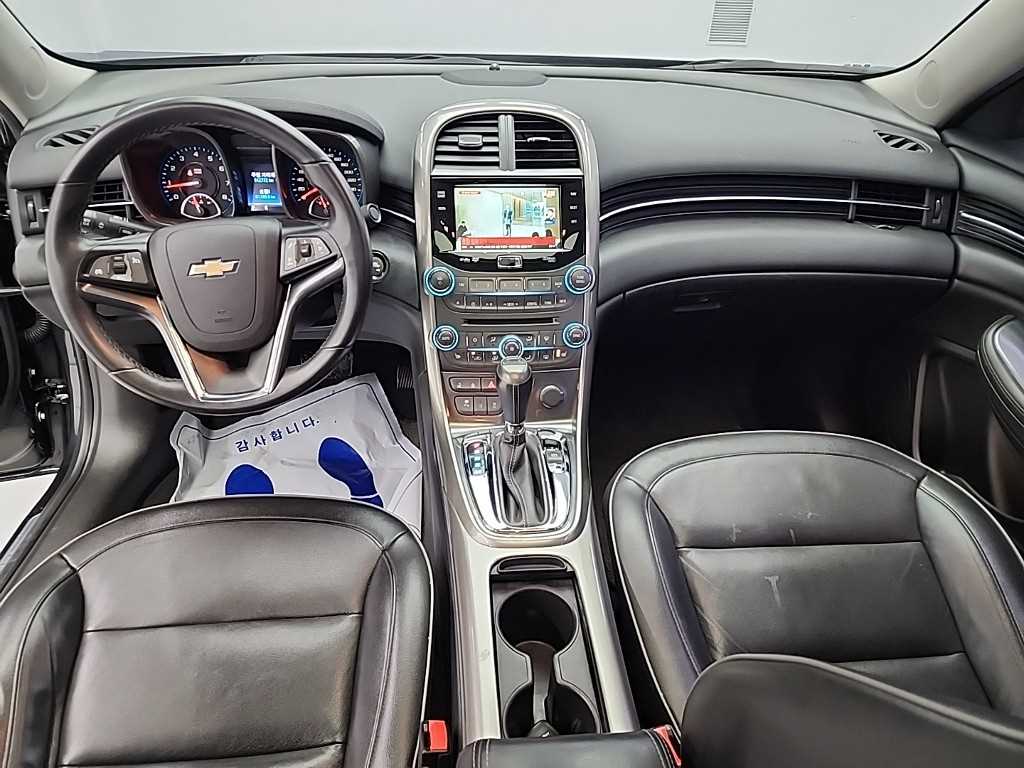 Chevrolet Malibu - Vista 7