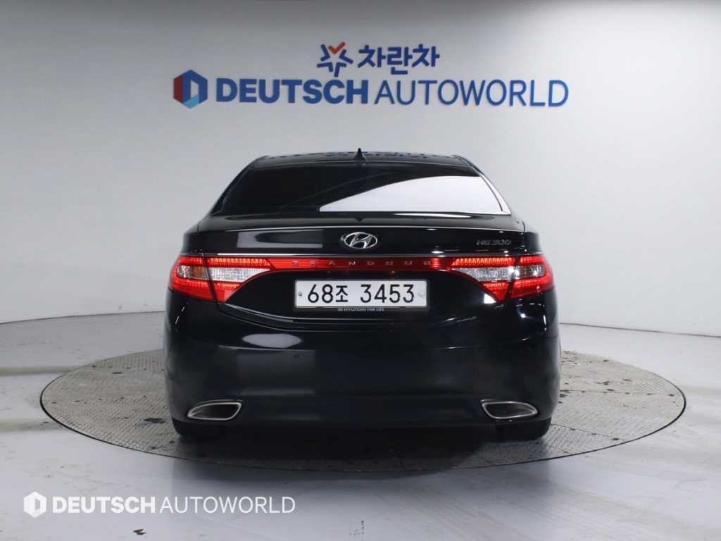 HYUNDAI Grandeur - Vista 3