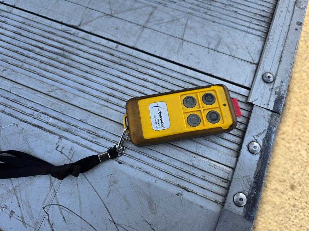 medium and large cargo truck 2023 Blanco - Importación desde Corea - HF Imports Iquique - Foto 14