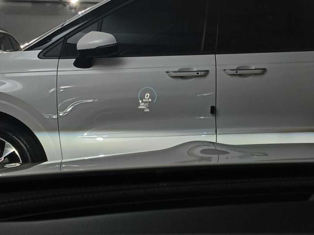 Mercedes Benz E class - Vista 12