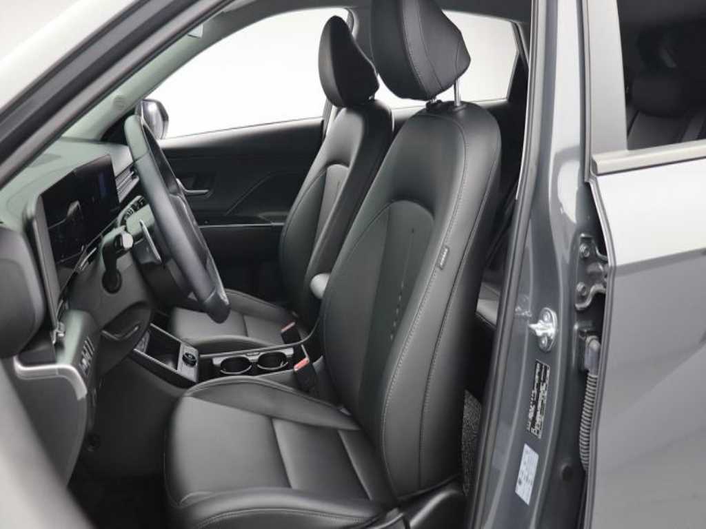 HYUNDAI Kona - Vista 8