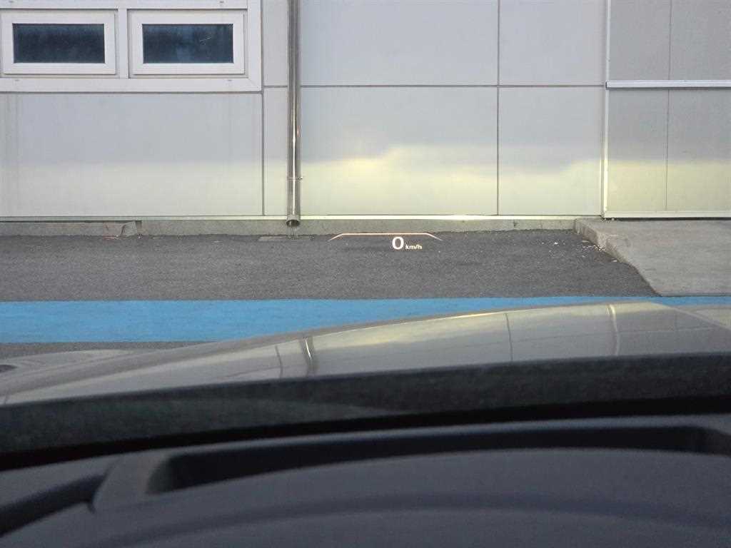 Genesis G80 - Vista 10