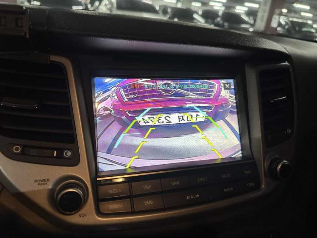 HYUNDAI Tucson - Vista 7