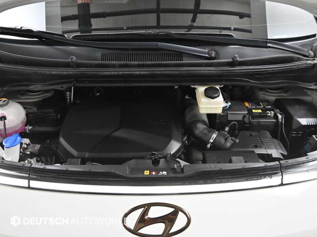 HYUNDAI Staria - Vista 6