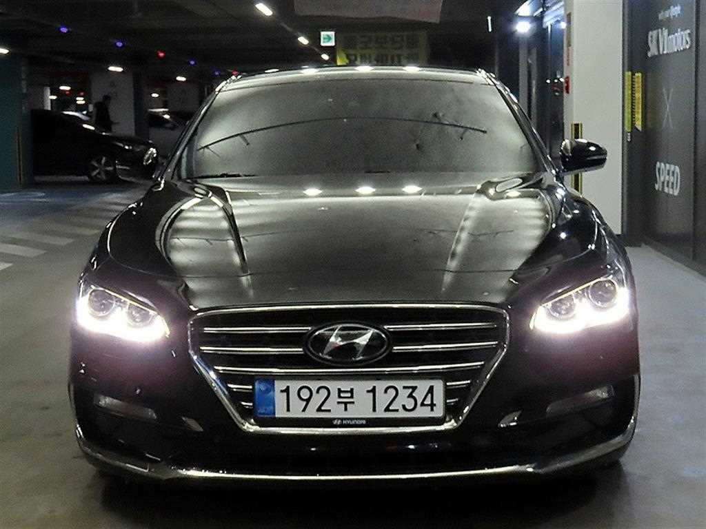 HYUNDAI Grandeur - Vista 2