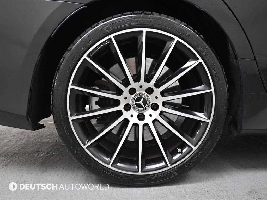 Mercedes Benz CLS Class - Vista 6